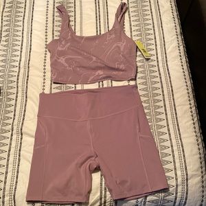 Womens sports bra and spandex shorts set